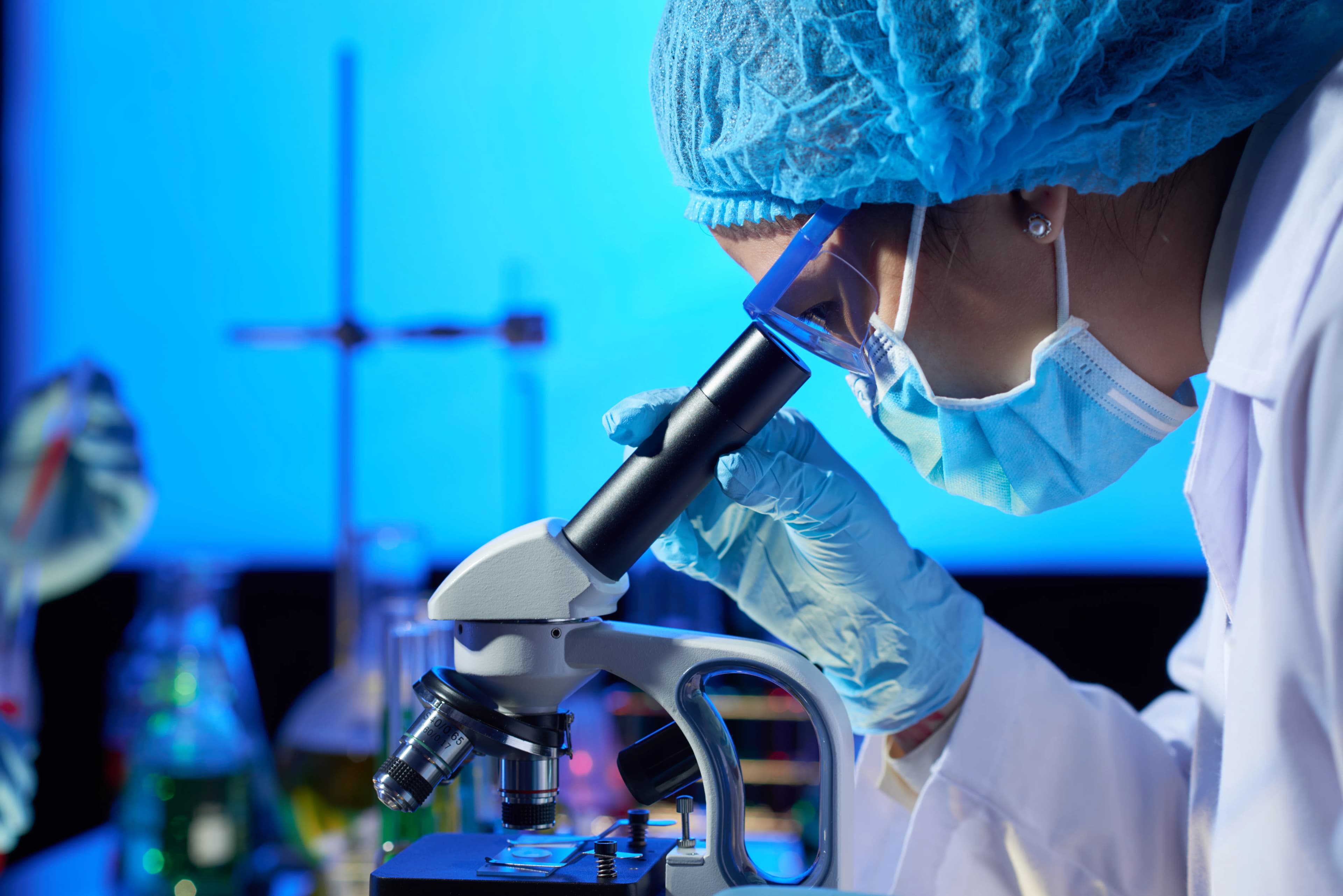 How Doctors and Clinics Can Appear in AI Overviews